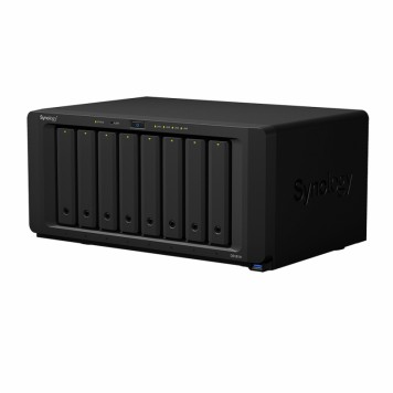 NAS хранилище Synology DS1819+